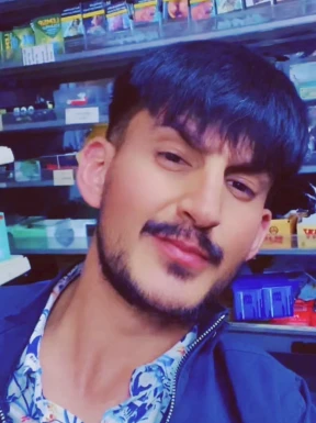 English men looking for love