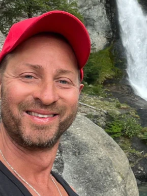 Foreign men for dating