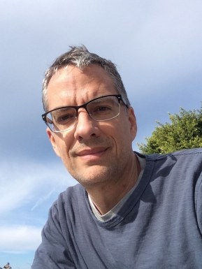 American men looking for love