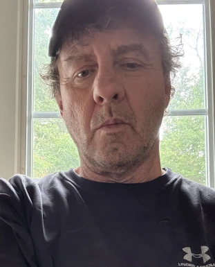 Canadian men looking for love