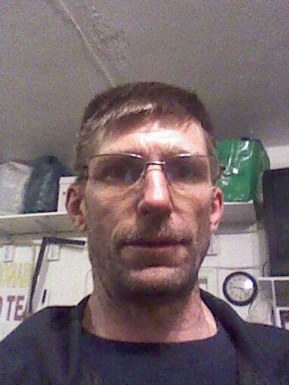 American men looking for love