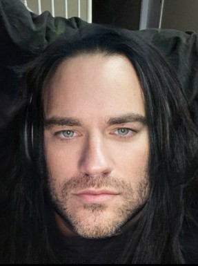 American men looking for love