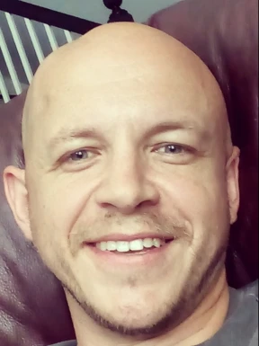 English men looking for love