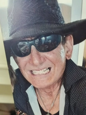 American men looking for love